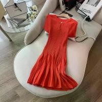 ราคา เดรสผ้าถัก ทรงเอ สายเอี๊ยม สไตล์ชาแนลน้อย ดีไซน์สวย สีทอง หัวเข็มขัด คอกลม แขนสั้น สำหรับผู้หญิง ระดับไฮเอนด์ ปี 2025 คุณครู ชุด ทํางาน ไทย เช่า ออกงาน เดรสซี ทรู ติด แกลม ขาว ไป (1731894603642275549)