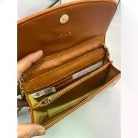 ราคา แสงแดดหล่อ มีเสน่ห์มาก Sunshine handsome hteshop33 Sale กระเป๋าสะพายข้าง Lynขนาด8นิ้วมีช่องใส่บัตรมีช่องซิปใช้งานงานสวยมีอุปกรณ์ครบพร้อมกล่อง ลูกกลิ้งเก็บขน BEST TREND สินค้าขาย (1732105899515348175)
