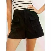 ราคา [Pomelo] กางเกงขาสั้นสไตล์คาร์โก้ / Cargo Shorts (1731329853910648923)