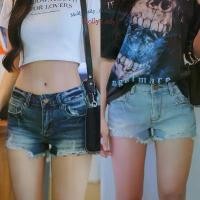 ราคา ขายดี Molly Lady️ Original jeans shorts กางเกงขาสั้น ยีนส์ฟอก ผ้าลีวายส์ ผ้ายืดทรงกระบอกเข้ารูป แต่งขาด (1731848433926047328)