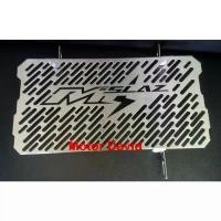 ราคา Yoon shwnhshop คุณภาพรับประกันได้ การ์ดหม้อน้ำ Yamaha M-slaz Radiator guard (Silver) (1731981709675693769)