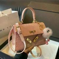 ราคา จี้น่ารัก กระเป๋าถือ PU แบบพกพา หลายสไตล์ ประณีต กะทัดรัด กระเป๋า ปลา stand oil เชอร์รี่ trend bag โปร เดือน minianjou สาน ผัก ตบ ชวา ถักตะกร้า หวาย baghermes ผ่อน ใช้ แบรนด์เนม pradabag (173208471597