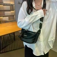 ราคา กระเป๋าสตรี, อินเทรนด์, ฤดูร้อนปีนี้มาใหม่, กระเป๋าสะพายไหล่เฉพาะฝรั่งเศส, ลำลองและอเนกประสงค์, กระเป๋าทรงเกี๊ยว, สำหรับผู้หญิง หลุย ช็อกโกแลต สียีนส์ wallet women guess (1731782025325216968)
