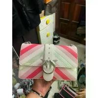 ราคา กระเป๋าpinko italy หนังแท้ สภาพมือสอง ยังสวย wallet women (1732136749796001202)