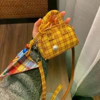 ราคา กระเป๋าถือ ลายสก๊อตสีเหลือง สำหรับผู้หญิง คาดเอว luxe ที่เก็บ แว่น ตา luxe wallet women (1731731747977397591)