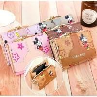 ราคา กระเป๋าสตางค์ผู้หญิง กระเป๋าสตางค์ Lucky Gir555 FOREVER YOUNG มี 5 สีให้เลือก สามารถใส่เหรียญได้ (1730832308354124041)