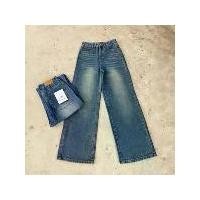 ราคา กางเกงยีนส์ทรงหลวม ดีไซน์หน้ายิ้มสีน้ำเงินวินเทจ สำหรับผู้หญิง ทรงหลวม คอลเลคชั่นฤดูใบไม้ผลิ 2025 ขากว้าง เอวสูง ความยาวพื้น กางเกง Chenille กางเกงยีนส์ ทรงกระบอกใหญ่ ช้าง ตัว โป (1731915157497415525)