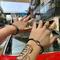 ราคา สร้อยข้อมือคู่, การออกแบบที่เรียบง่าย, สร้อยข้อมือเกือกม้า, เข็มกลัดแม่เหล็ก, กำไล (1731227624361723851)