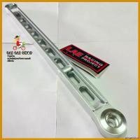 ราคา pinguishop ใช้งานได้ คานดั้มเบรคหลัง คานดั้มมิเนียม ยึดดั้มเบรคหลัง เดิม สำหรับเวฟ ความยาว 31 cm งาน LAE มอเตอร์ไซค์ Motorcycle pro fender โช้คหลัง pcx160 ไฟหรี่ เลี้ยว รถ แต่ (1730611697260792176)