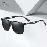 ราคา แว่นกันแดดผู้ชาย หลุยส์ วิตตอง สไตล์แฟชั่น คลาสสิก วัสดุ TR90 โพลาไรซ์ ป้องกัน UV400 เลนส์ TAC เหมาะสำหรับกิจกรรมกลางแจ้งและกีฬา ขับรถ ตกปลา แข่งรถ แว่นตาว่ายน้ำ (1732123004444313119)