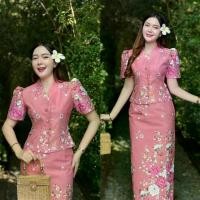 ราคา 13ชุดเช็ท ปาเต๊ะ ลายกิมโมโน สีชมพูกะปิ จาก เสื้อ+ผ้าถุงป้ายสำเร็จDetail - Cotton, ผู้หญิง, เสื้อผ้า, Clothing, Women (1731618498325940435)