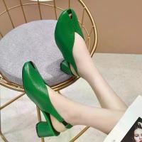 ราคา รองเท้าแตะส้นสูง สไตล์ยุโรปและอเมริกา ปิดนิ้วเท้า เปลือยหลัง ส้นหนา รองเท้าผู้หญิง หนังวัวชั้นบนสุด ดีไซน์ปากปลา แฟชั่น ฤดูร้อน 2023 มาใหม่ aldo disney collection รองเท้า ผ้าใ (1732051083535746666)