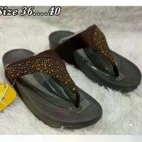 ราคา รองเท้า fitflop ผู้หญิง รองเท้าแตะเพื่อสุขภาพ ใส่สบายเท้า ลดราคา คลังสินค้า (1732164973516326866)