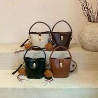 ราคา หลุยส์วิตตองอาร์ม，กระเป๋าสะพายข้างหลายช่องซิปผู้หญิง，hobo bag，standoilofflinestore，bottega veneta，bostantentoastbagเป้ เดินป่า ลดราคา，กระเป๋า เดินทาง สูญญากาศ，กระเป๋า มือ สอง ของ (1732123744036424456)