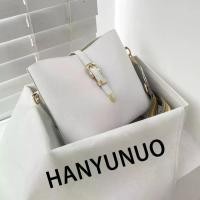 ราคา หลุยส์วิตตองอาร์ม，กระเป๋าสะพายข้างหลายช่องซิปผู้หญิง，hobo bag，standoilofflinestore，bottega veneta，bostantentoastbagเป้ เดินป่า ลดราคา，กระเป๋า เดินทาง สูญญากาศ，กระเป๋า มือ สอง ของ (1732121334879128328)