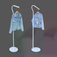 ราคา CODราวแขวนผ้า/ราวเหล็ก/ราวโอ/ราวโชว์เสื้อผ้าหน้าร้าน หรือโชว์เวลาออกไลฟ์สด มี 1ชั้น กับ 2 ชั้น สีขาวTikTok (1731773142781364168)