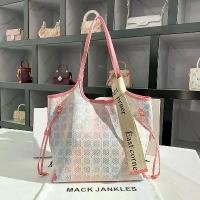 ราคา กระเป๋าสะพายไหล่ สีชมพู มีสไตล์ ดีไซน์เพ้นท์มือ (1731084485251926458)