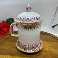 ราคา แก้วมัค เบญจรงค์ ลายลูกคั่น สีชมพู ตามรูป (1732134602413542110)