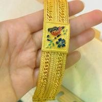 ราคา สร้อยข้อมือหุ้มทองลงยาลายจูเลียส5บาท สีน้ำเงิน/สี ม่วง (1729677744813869470)