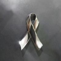 ราคา เข็มกลัดริบบิ้น เข็มกลัดไว้อาลัย สีเงิน เข็มกลัดติดเสื้อ ติดผ้าพันคอ (1729617094303058939)