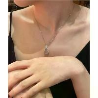 ราคา จี้หยก ทรงมะระขี้นก หยกน้ำแข็งธรรมชาติ สินค้าแท้ ทำจากแร่ธาตุและฝังด้วยทอง 18 ชิ้น สร้อยคอน้ำแข็งสีขาว เหมาะสำหรับผู้หญิง สีเงิน (1732016502381904953)