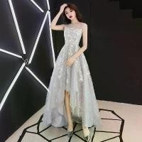 ราคา ชุดราตรีสำหรับผู้หญิง สีเทา เรียบหรู แขนสั้น หน้าและหลังยาว เหมาะสำหรับการประชุมประจำปีและโฮสต์ คอลเลคชั่นฤดูใบไม้ผลิ ใหม่ในปี 2025 (1731453041532438444)