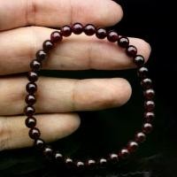 ราคา สายมือ สร้อยข้อมือหินนำโชคโกเมน( Garnet) สีแดง อัญมณีแห่งโชคลาภ พลังอำนาจ และการปกป้องคุ้มภัย ขนาด 6 มิล พร้อมใบรับรองจากทางร้าน โชคดี (1732309070855703314)