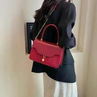 ราคา กระเป๋าผ้ากำมะหยี่วินเทจ สำหรับผู้หญิง งานแต่งงาน สีแดง กระเป๋าสะพายข้าง กระเป๋าสี่เหลี่ยมเล็ก คุณภาพสูง กระเป๋าผู้หญิงแบบใช้มือถือ ใหม่ในปี 2025 crochet bag suede bag คาดเอว ก (1731701370376324635)