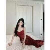 ราคา ชุดสังคมคุณภาพสูงสำหรับผู้หญิง ชุดกำมะหยี่หรูหราสำหรับงานหนักพร้อมเลื่อม ปลอก หางปลา สีแดง ใหม่ 2024 (1729897217110280824)