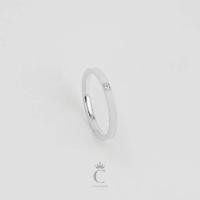 ราคา แหวน 1395 เพชรเดี่ยวแบบเหลี่ยม cz น่ารัก หนา 2 mm สีเงิน สีทอง สีพิ้งโกล์ด (1729456989733554746)