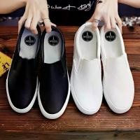 ราคา รองเท้าสลิปออนสีขาว, สำหรับผู้ชายและผู้หญิง, โปโล, รองเท้าโปโลสีดำและสีขาว, รองเท้าคู่, รองเท้าสีขาว, เหมาะสำหรับเด็กชายและเด็กหญิง, โรงเรียน (1731861729465108830)