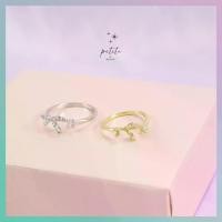 ราคา [พร้อมส่งในไทย] Petite Bow Ring - แหวน รูปโบว์ประดับเพชร ปรับไซส์ได้ (1731919605672610687)