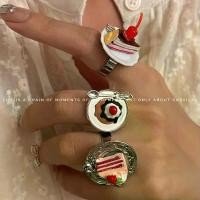 ราคา แหวนเค้ก ดีไซน์เฉพาะน่ารัก ลายเชอร์รี่ ช็อคโกแลต และผลไม้ เหมาะสำหรับน้ำชายามบ่าย ของขวัญวันเกิด อุปกรณ์เสริม โทรศัพท์มือถือ ของเล่น ญี่ปุ่น เคส ยาดม แหวน ทําจากเหรียญ (1732107015191234274)