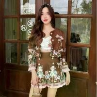 ราคา Maria Diamond สีน้ำตาล Wood Cat Set ชุดเซ็ต 3 ชิ้นสีน้ำตาล เสื้อเชิ้ตกระดุมหน้า งานพิมพ์ลาย แต่งโบว์ลายสก็อต+เสื้อสีครีมลายน้องแมว+กางเกงขาสั้น (1730053987322071231)