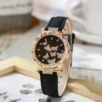 ราคา นาฬิกาผู้หญิง มาใหม่ ทันสมัย ไม่ซ้ำใคร นาฬิกาข้อมือเรียบง่าย ดีไซน์ผีเสื้อ พร้อมสายดิจิตอล นาฬิกา สาย แม่เหล็ก นาฬิกา ข้อมือ สวยๆ นาฬิกา ขายดี นาฬิกา คู่รัก นาฬิกา แฟชั่น (1731591128710874418)