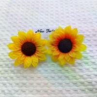 ราคา Discount ต่างหูทองกวาว ดอกไม้ผ้า ขนาด 4.5 ซม.แบบเจาะหู ต่างหูย้อนยุค ต่างหูมนต์รักลูก ธีมงานวัด งานสงกรานต์ ลอยกระทง ใส่กีฬาสี ต่างหูหนีบเด็ก แฟชั่นทองกวาว (1732217976178706691)