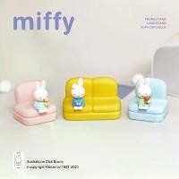 ราคา (ยน.210) กล่องสุ่ม Miffy Sofa Phone Stand กล่องสุ่มที่วางโทรศัพท์กระต่ายน้อย Miffy (1731732483730867586)