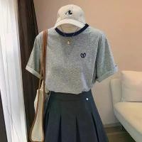 ราคา เสื้อยืดแขนสั้นผ้าฝ้ายแท้ สไตล์ใหม่ สำหรับผู้หญิง ทันสมัย อเนกประสงค์ สีเทา เสื้อคอกลม เทรนด์ฤดูร้อน เสื้อ พิซซ่า shirts men เสื้อ ยืด levi ' ของ แท้ เสื้อ เหี้ย ronaldin (1731528978837701632)