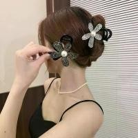ราคา กิ๊บติดผม สไตล์เกาหลี กิ๊บติดผมไฮเอนด์ สไตล์ชามาเลน กิ๊บติดผมดอกทานตะวัน ประดับพลอยเทียม ชาแนล (1731506803103466798)