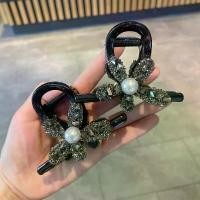 ราคา กิ๊บติดผมดอกไม้ Rhinestone ชาแนล สไตล์ฝรั่งเศส ขนาดกลาง กิ๊บติดผมระดับไฮเอนด์ใหม่ กิ๊บติดผมฉลาม เครื่องประดับผม (1732109696061572924)