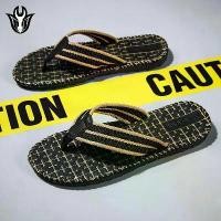 ราคา รองเท้าแตะส้นเตารีดผู้ชาย ทอ พื้นหนา กันลื่น ทนต่อการสึกหรอ น้ำหนักเบา กันน้ำ มีคลิปหนีบ kito รองเท้าแตะ yeezy รองเท้า fitflop แท้ อาริ ของ ccoo ผู้ ชาย คาร์บอน แบรนด์ lacoste ฅน (1731334163776243584)