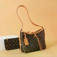 ราคา กระเป๋าออฟฟิศ, หนังหนาสีน้ำตาล, พร้อมหมีเท็ดดี้น่ารัก, ขนาด 25 ซม. และขนาด 30 ซม., ภาพกระเป๋าที่เห็นในรีวิว กระเป๋า ไนกี้ ของ แท้ mk ไอ มาเน่ maison keeps charlesandkeith สียีนส์ (1731555567412479725)