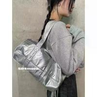 ราคา กระเป๋ากีฬา ดีไซน์ทรงกระบอกมิลเลนเนียลน่ารัก โลหะวินเทจ มาใหม่ stand oil กระเป๋า ไนกี้ ของ แท้ 9 luxury brandname สี น้ําเงิน (1731401612773066077)