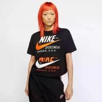 ราคา เสื้อยืดหญฺิง Nike WMNS ICON CLASH Oversized Top ลิขสิทธิ์แท้ Nike ป้ายไทย รหัส CJ2041 010 (1731001034359540047)