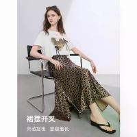 ราคา กระโปรงนางเงือกพิมพ์ลายเสือดาว เอวสูง กระโปรงทรงเอ กระโปรงยาวแยก สไตล์วินเทจ สำหรับผู้หญิง ฤดูร้อน 2025 มาใหม่ กางเกง zara ผู้ หญิง กางเกงยีนส์ คาร์โก้ (1731806720854033900)