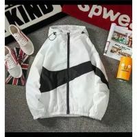 ราคา เสื้อแจ็คเก็ตผู้ชาย Xone Shop เสื้อกันแดด สไตล์เกาหลี แขนยาว มีฮู้ด กันลม ดีไซน์ลายทางข้างๆ เสื้อ ผู้ชาย ใส่ ทํางาน zara jacket ဈ ေ း (1732210126713162004)