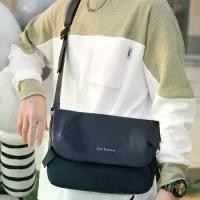 ราคา กระเป๋าสะพายข้าง, กระเป๋า Messenger, ผู้ชายระดับไฮเอนด์, กระเป๋าเดินทาง, กระเป๋าลำลอง, เหมาะสำหรับการเดินทาง, กระเป๋าสะพายขนาดเล็ก, ใหม่ในปี 2025 ย่าม สะพาย ข้าง ทรงเอ chanel (1731924449196344589)