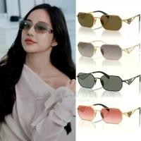 ราคา แว่นกันแดด PRADA PRA51S พร้อมอุปกรณ์ (1732075486864704919)