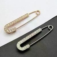 ราคา เข็มกลัด Rhinestone, ทองและเงิน, ตกแต่งหมุดใหญ่หรูหราและเรียบง่าย, สำหรับเสื้อผ้าผู้หญิง, เสื้อแจ็คเก็ตเปิด, เข็มกลัดกันลื่น, หมุดเอว ชุด เทียน ถวาย เข้า พรรษา พร้อม หลอด ไฟ date (1732143294054172367)