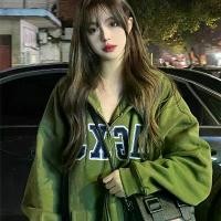 ราคา เสื้อโค้ทแฟชั่นฤดูใบไม้ร่วงใหม่ของผู้หญิง เสื้อแจ็คเก็ตเบสบอลสีเขียวแฟชั่นสไตล์เกาหลี เสื้อคลุมบางดีไซน์ย้อนยุคเสื้อโค้ทสตรี Women's coat (1732285625925274162)